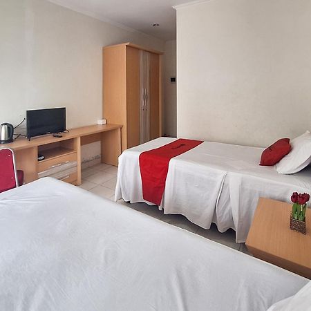 Reddoorz Resort At Tridaya Cisarua Puncak Kültér fotó