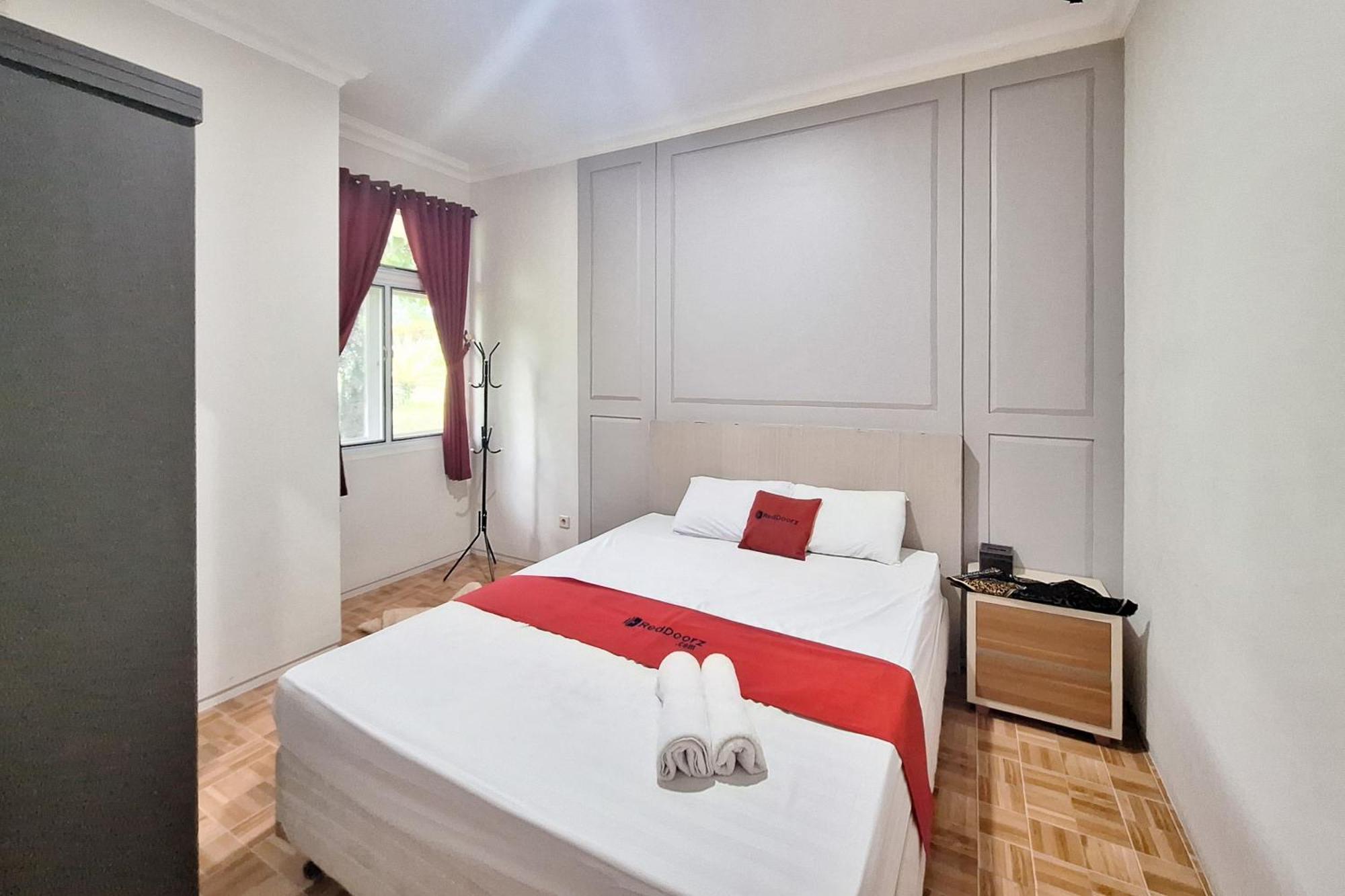Reddoorz Resort At Tridaya Cisarua Puncak Kültér fotó